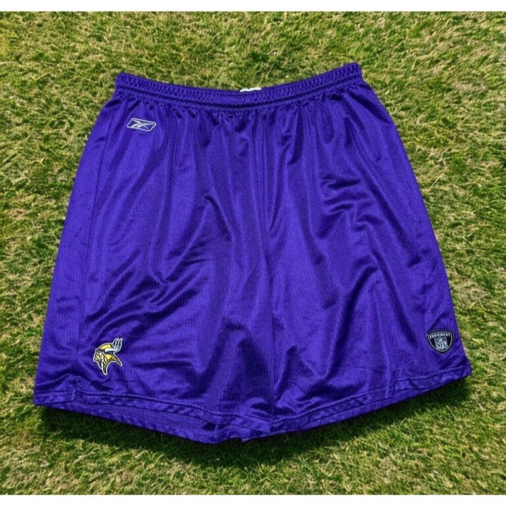 Minnesota Vikings NFL Reebok Shorts Mens XL Purple Practice Training Vintage